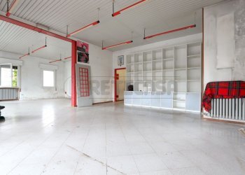 IMG_9044.JPG - Locale Commerciale Viale Anconetta 90, Vicenza - foto 3