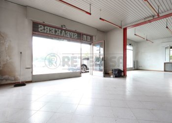 IMG_9045.JPG - Locale Commerciale Viale Anconetta 90, Vicenza - foto 4