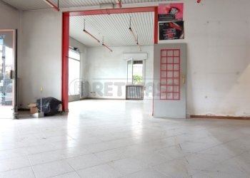 IMG_9046.JPG - Locale Commerciale Viale Anconetta 90, Vicenza - foto 5