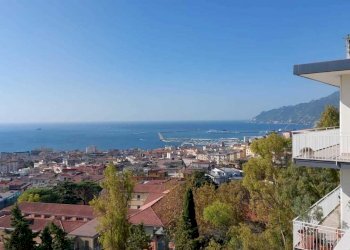 vista.jpeg - Four-room apartment Via Valerio Laspro 61, Salerno - photo 1