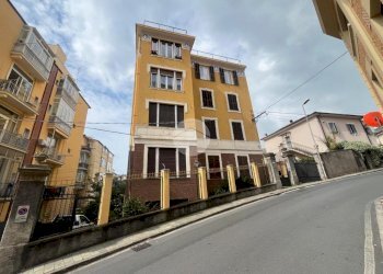 Appartamento Via Dei De Mari, Savona (zona Villetta) - foto 1