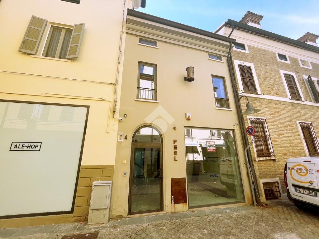 Negozio Via Manfredo Fanti, Ravenna - foto 1