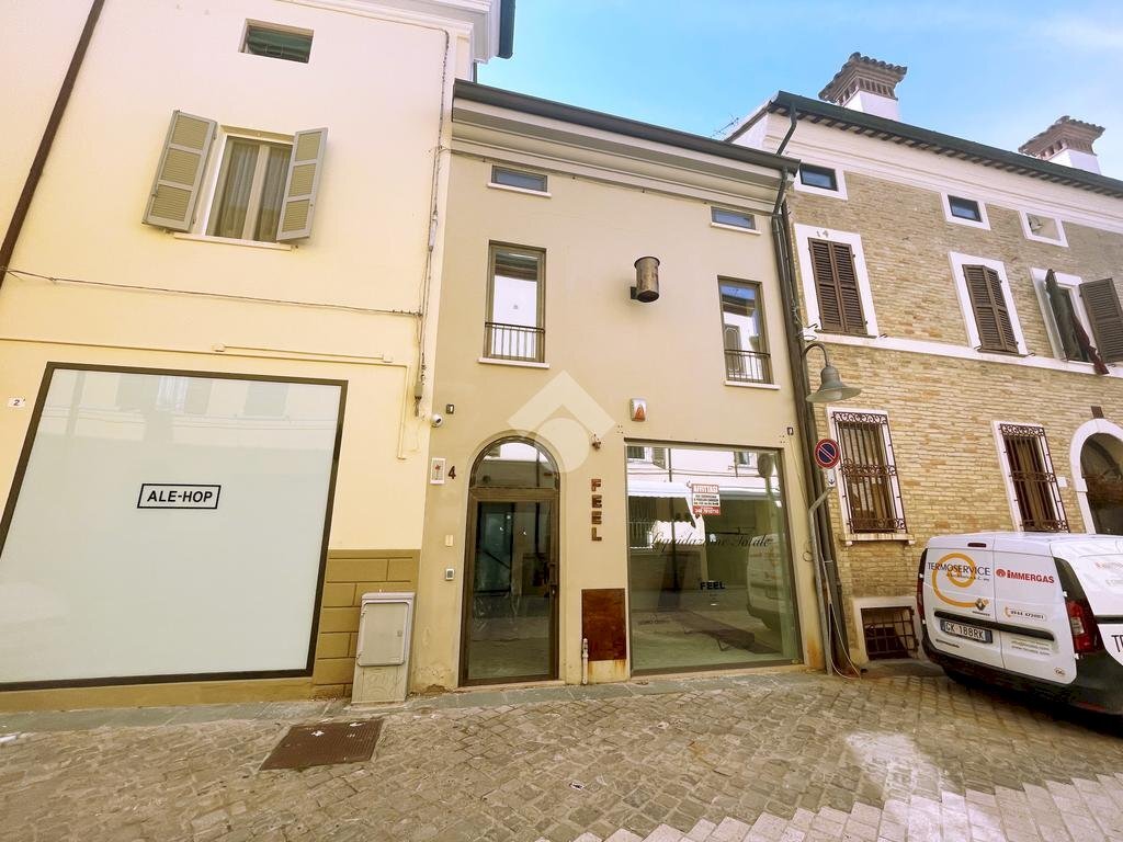 Negozio Via Manfredo Fanti, Ravenna - foto 2