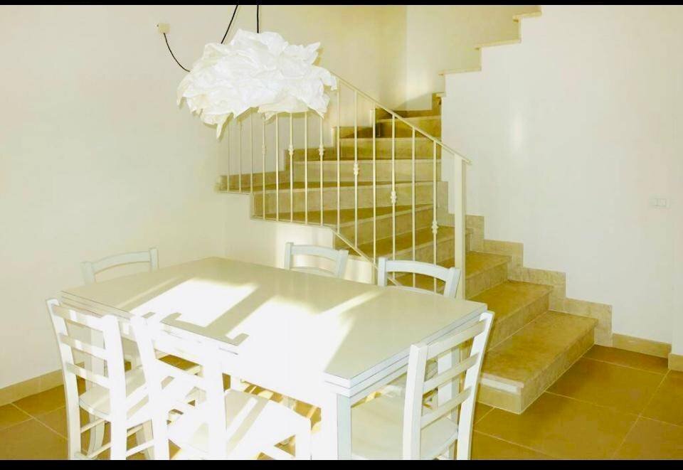 Stanza arredata - Villa via Rebuto, 11, Pietrasanta - foto 2