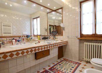 vendesi casa colonica ristrutturata con piscina lu - Casale Via Pieroni, Lucca - foto 23