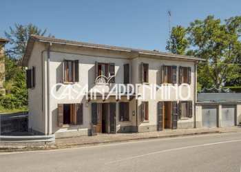 Villa a Schiera Montefiorino - foto 1
