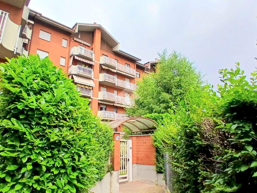 Two-room apartment Via robassomero, Ciriè - photo 1