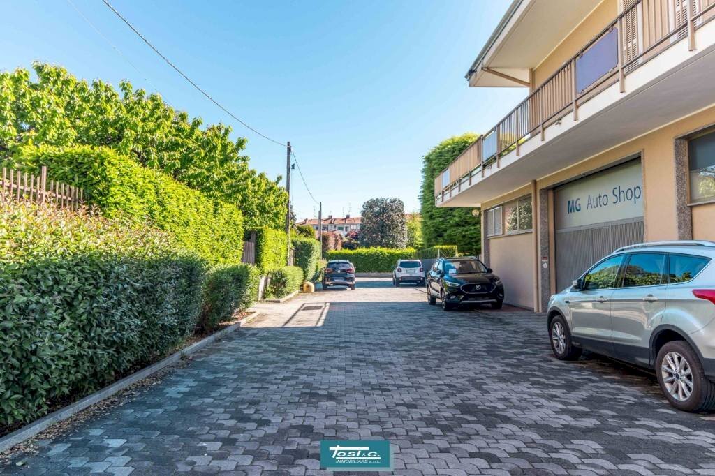 Negozio via Novara, 89, Borgomanero - foto 2