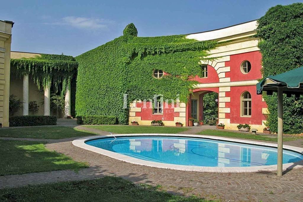 Piscina - Villa via Camillo Benso di Cavour, 45, Terruggia - foto 1