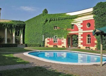 Piscina - Villa via Camillo Benso di Cavour, 45, Terruggia - foto 4