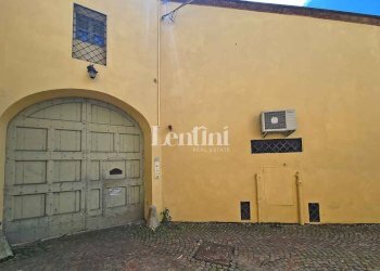 Facciata - Villa via Camillo Benso di Cavour, 45, Terruggia - foto 9