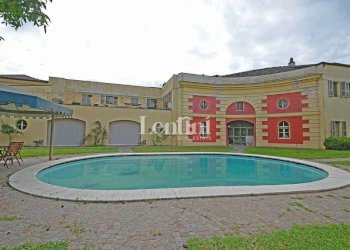 Piscina - Villa via Camillo Benso di Cavour, 45, Terruggia - foto 16