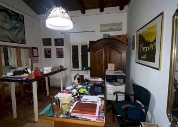 Stanza arredata - Villa via Capri, Carini - photo 33