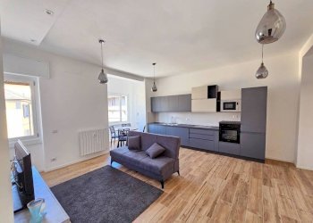 living - Appartamento via Giovanni Bagaini, 6, Varese - foto 20