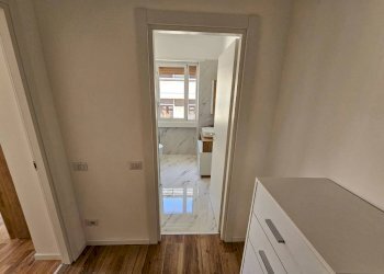 bagno - Appartamento via Giovanni Bagaini, 6, Varese - foto 30