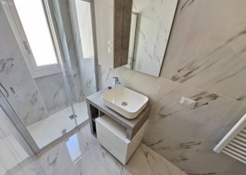 bagno - Appartamento via Giovanni Bagaini, 6, Varese - foto 27