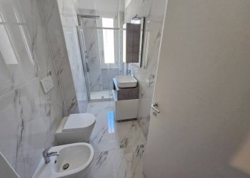 bagno - Appartamento via Giovanni Bagaini, 6, Varese - foto 28