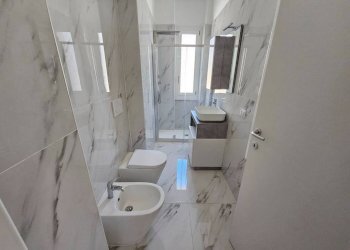 bagno - Appartamento via Giovanni Bagaini, 6, Varese - foto 29