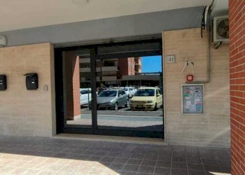 WhatsApp Image 2024-06-03 at 17.13.19 (9).jpeg - Locale Commerciale Largo Alfonso Favino 41, Roma - foto 1