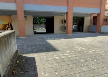 WhatsApp Image 2024-06-03 at 17.13.18.jpeg - Locale Commerciale Largo Alfonso Favino 41, Roma - foto 3