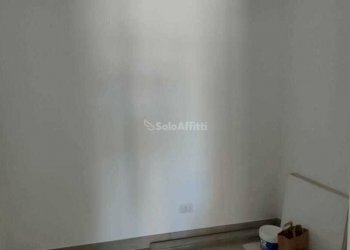 WhatsApp Image 2024-06-03 at 17.13.19 (5).jpeg - Locale Commerciale Largo Alfonso Favino 41, Roma - foto 8