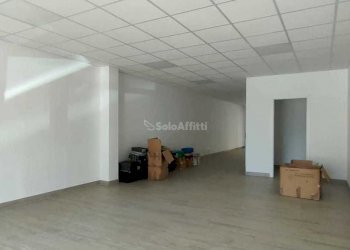 WhatsApp Image 2024-06-03 at 17.13.19 (7).jpeg - Locale Commerciale Largo Alfonso Favino 41, Roma - foto 10