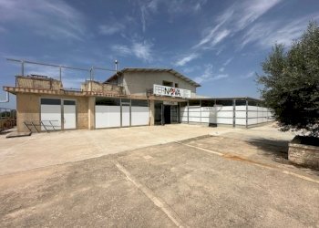 IMG_1579.jpg - Magazzino SP96 2, Modica - foto 14