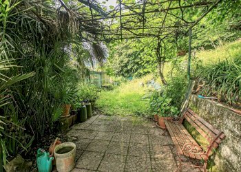 pergolato - Appartamento Salita Castrofino, Genova - foto 2