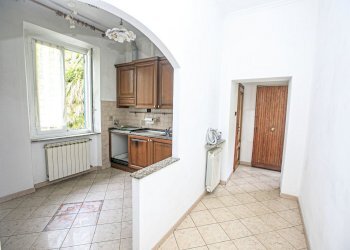 cucina - Appartamento Salita Castrofino, Genova - foto 8