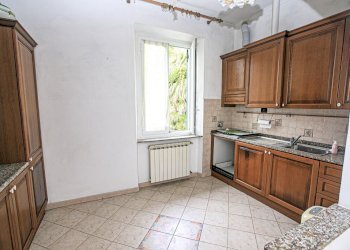 cucina - Appartamento Salita Castrofino, Genova - foto 10