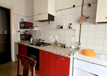 Four-room apartment Via della Libertà, Rapallo - photo 3