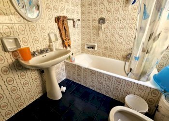 Four-room apartment Via della Libertà, Rapallo - photo 21