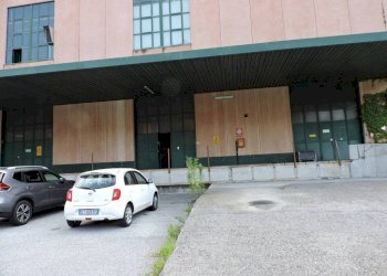 piazzale - Capannone via ai Piani di Sant'Eusebio, 39, Genova - foto 3