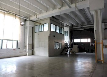 interno - Capannone via ai Piani di Sant'Eusebio, 39, Genova - foto 11