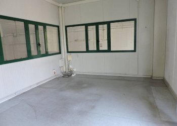 ufficio - Capannone via ai Piani di Sant'Eusebio, 39, Genova - foto 17