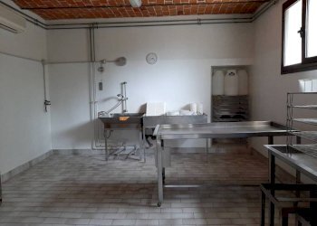 locale produzione formaggi - Rustico Regione Goretta, Cessole - foto 8
