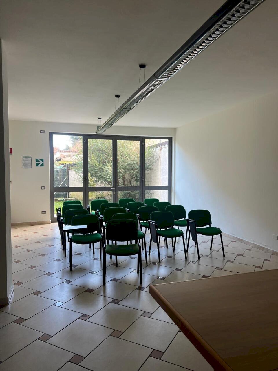 FONDO USO UFFICIO IN CONTESTO DIREZIONALE DI PREGI - Ufficio Via Carlo del Prete, Lucca - foto 1