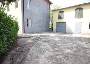 Villa Liberty ristrutturata in vendita a Capannori - Villa Via della Repubblica, Capannori - foto 2