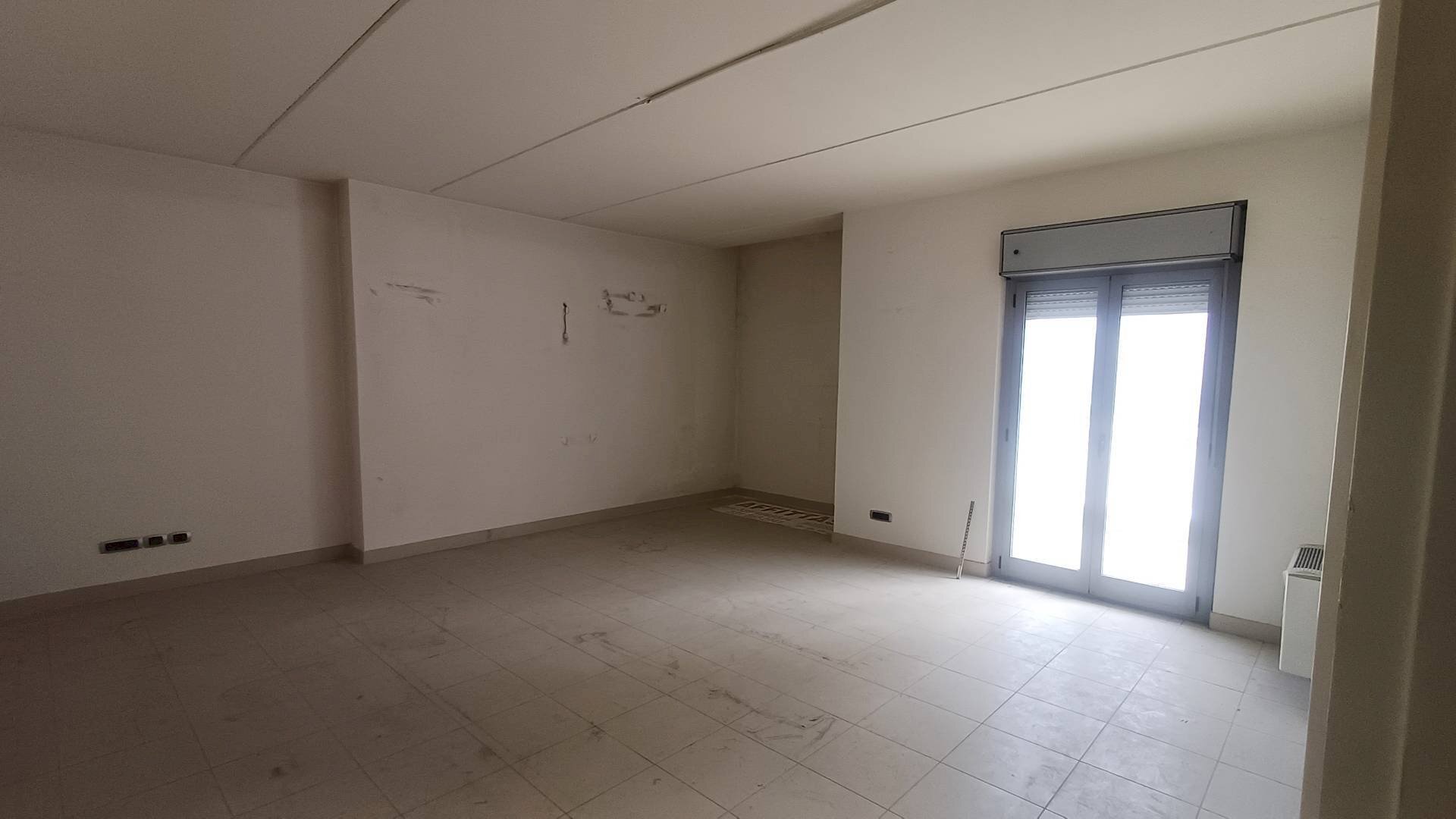 Commercial Premises Via Galileo Galilei, Giulianova - photo 3