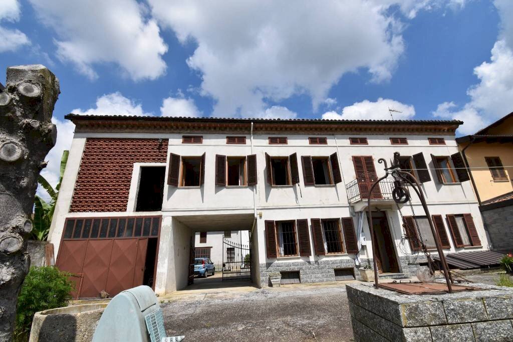 Facciata - Rustico via Collina Forni, Montaldo Scarampi - foto 2