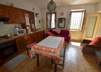 Cucina - Rustico via Collina Forni, Montaldo Scarampi - foto 15