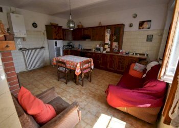 Salone - Rustico via Collina Forni, Montaldo Scarampi - foto 16