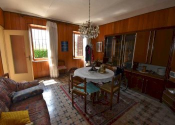 Salone - Rustico via Collina Forni, Montaldo Scarampi - foto 17