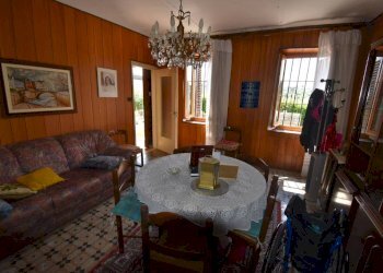 Salone - Rustico via Collina Forni, Montaldo Scarampi - foto 18