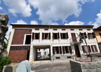 Facciata - Rustico via Collina Forni, Montaldo Scarampi - foto 2