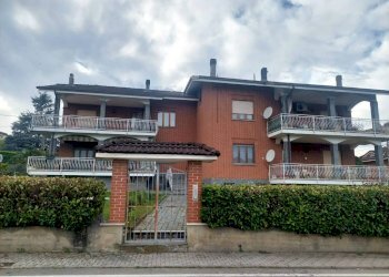 Facciata - Appartamento via Noiso, Montegrosso d'Asti - foto 1