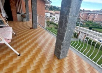 Balcone - Appartamento via Noiso, Montegrosso d'Asti - foto 4