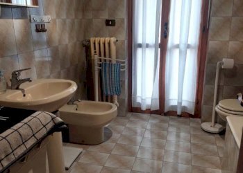 Bagno - Apartment via Noiso, Montegrosso d'Asti - photo 18