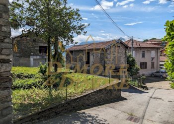 Esterno.jpg - Porzione di casa Via dei Gigli 2, San Bernardino Verbano - foto 1