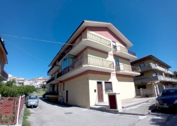 facciata - Appartamento Via Isonzo 2, Tocco da Casauria - foto 3